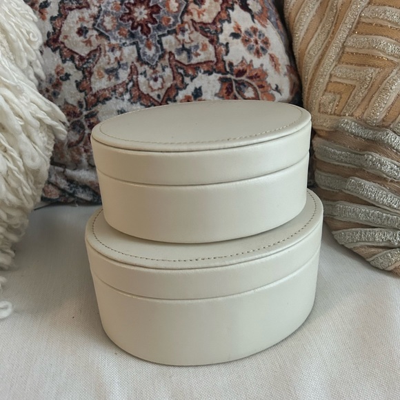 Danier Genuine Leather Nesting Box Jewelry Holder Container Case - Picture 8 of 9